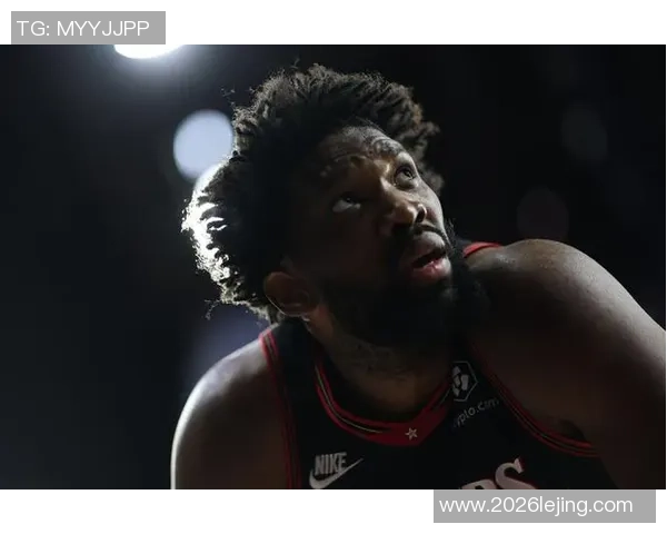 恩比德状态起伏明显14投仅中6贡献18分2篮板2助攻正负值惨淡11